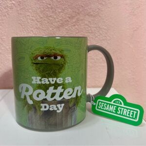 NWT Sesame Street “Have a Rotten Day” Oscar The Grouch Large 20oz Ceramic Mug